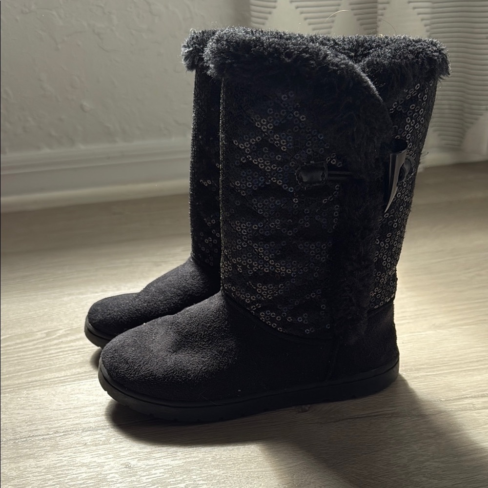 Black Sequin Fur-Lined Boots